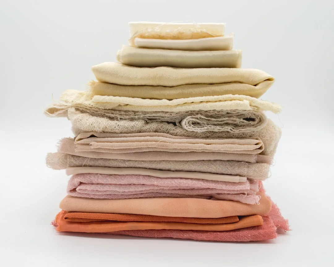Warm Spring capsule wardrobe inspiration